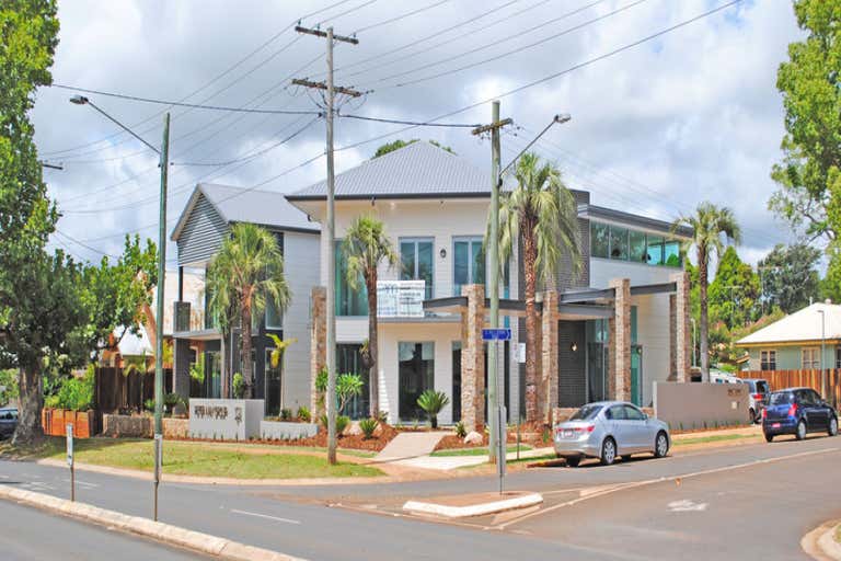 102 Herries Street East Toowoomba QLD 4350 - Image 1