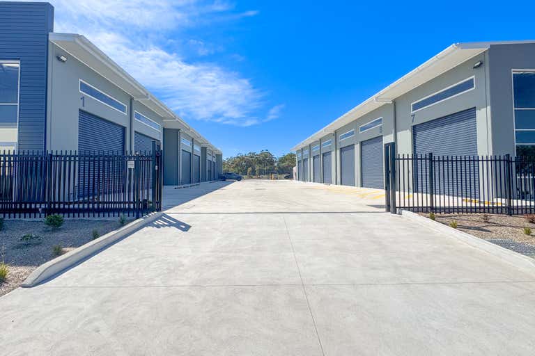 2/11 Bluewater Close Taylors Beach NSW 2316 - Image 2