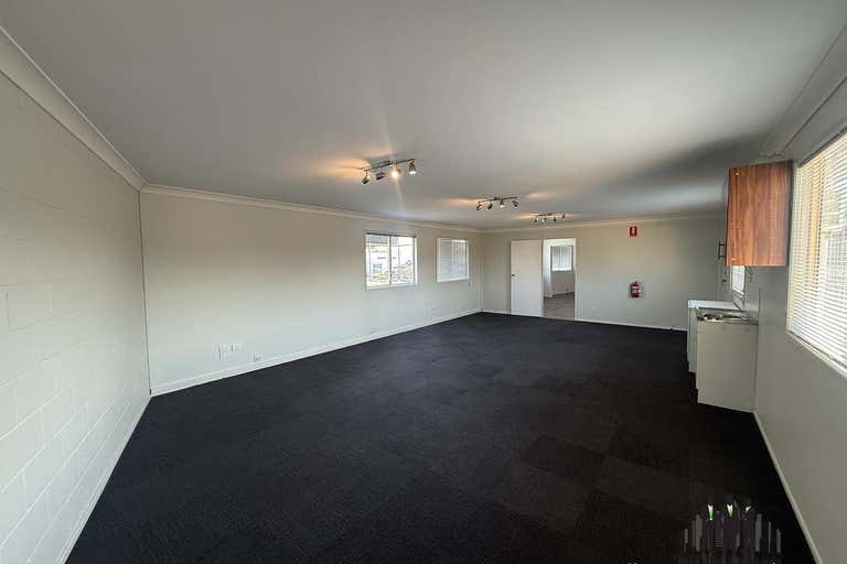 1386 Anzac Ave Kallangur QLD 4503 - Image 4