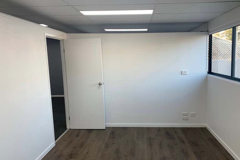 Suite 8 West, 2 Fortune Street Coomera QLD 4209 - Image 4