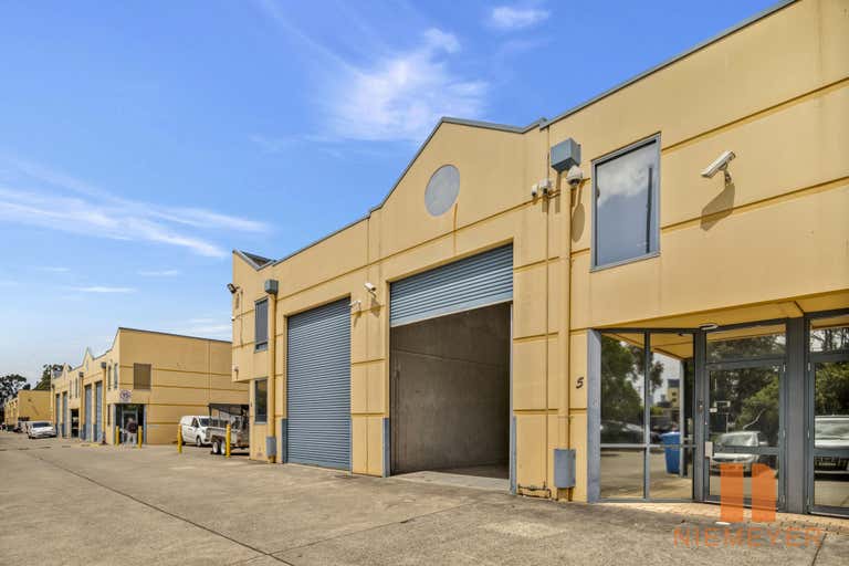 Unit 5, 13 Berry Street Clyde NSW 2142 - Image 2