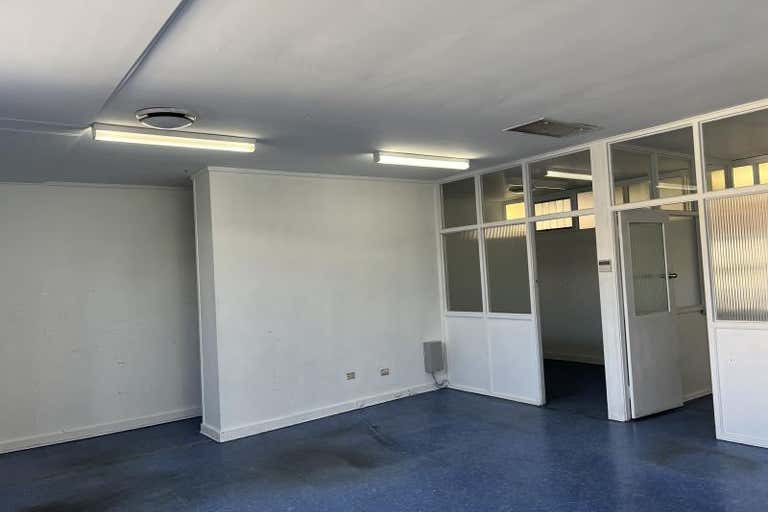 Suite  1, 162-164 Summer Street Orange NSW 2800 - Image 2
