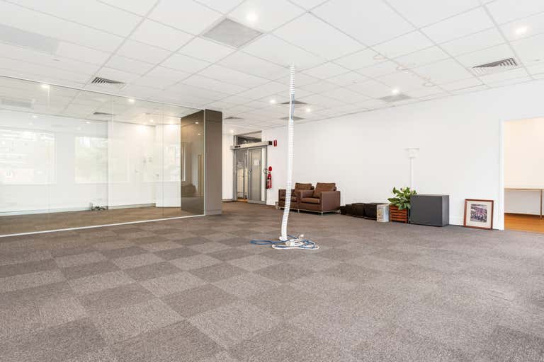 Suite 6, 136-146 Willoughby Road Crows Nest NSW 2065 - Image 1