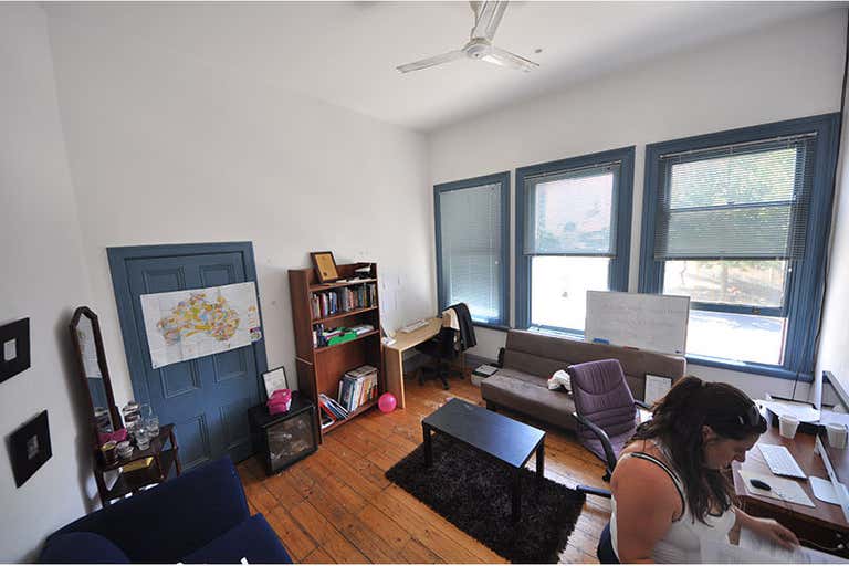 Room 2/7 Phillimore Street Fremantle WA 6160 - Image 2