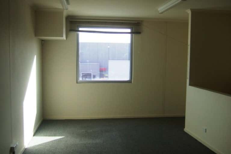 Unit 9 Cnr Watt Road & Bruce Street Mornington VIC 3931 - Image 2