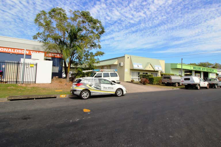 5/21 Donaldson Street Manunda QLD 4870 - Image 2