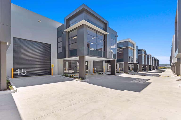 15/2 Millaroo Drive Helensvale QLD 4212 - Image 1