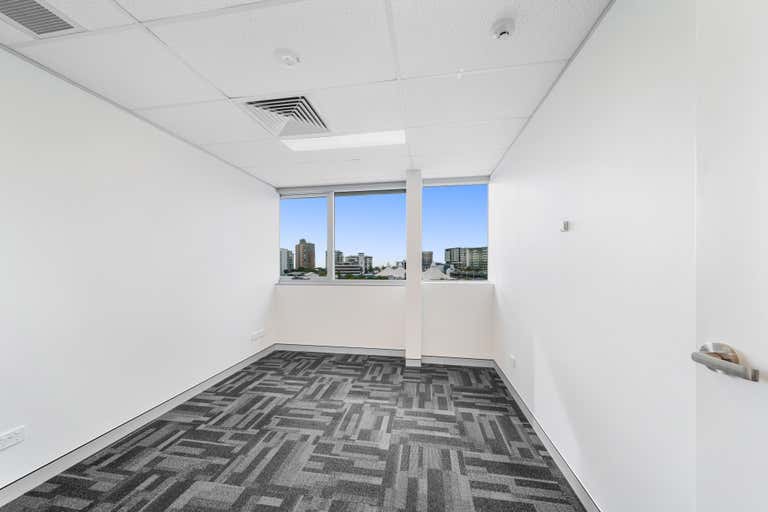 8 Maroochydore Road Maroochydore QLD 4558 - Image 2