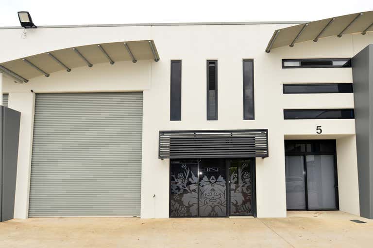 Unit 5, 21-23 Production Street Noosaville QLD 4566 - Image 1
