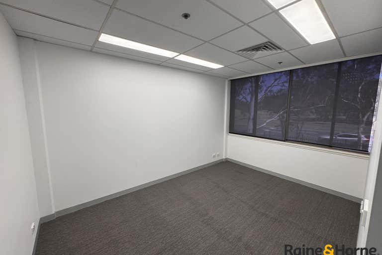 9/48 Corinna Street Phillip ACT 2606 - Image 2