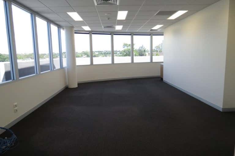Rooftop Suite, 433 Logan Road Greenslopes QLD 4120 - Image 4