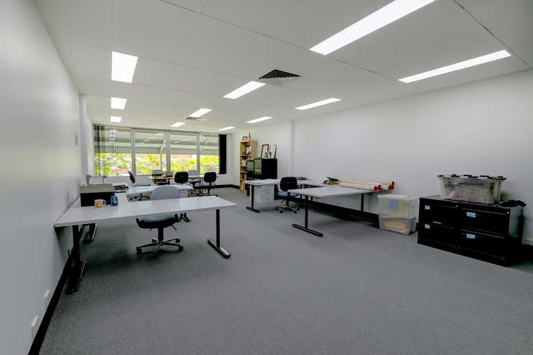 23/120 Bloomfield Street (Suite 27) Cleveland QLD 4163 - Image 2