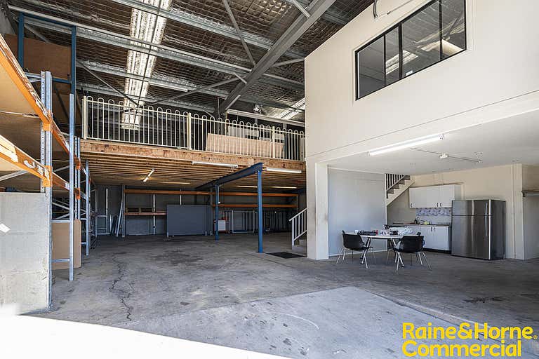 Unit 20, 252-256 Hume Highway Lansvale NSW 2166 - Image 4
