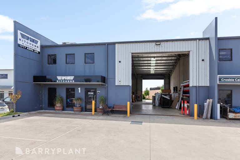 1/17 Anvil Avenue Kilmore VIC 3764 - Image 1