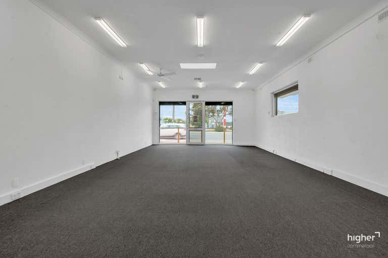 8/248 Hampstead Road Clearview SA 5085 - Image 4