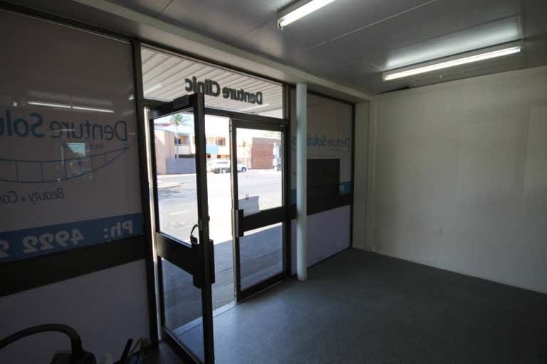 Shop 1, 54 WILLIAM ST Rockhampton City QLD 4700 - Image 3