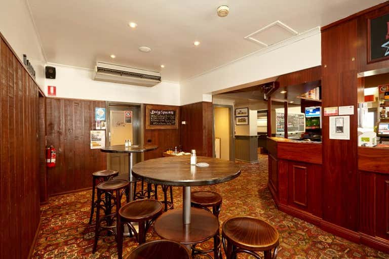 Riverina Hotel, 188 Fitzmaurice Street Wagga Wagga NSW 2650 - Image 4