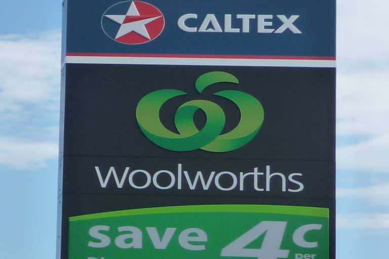 WOW Caltex 90-94 Queen Street Campbelltown NSW 2560 - Image 1