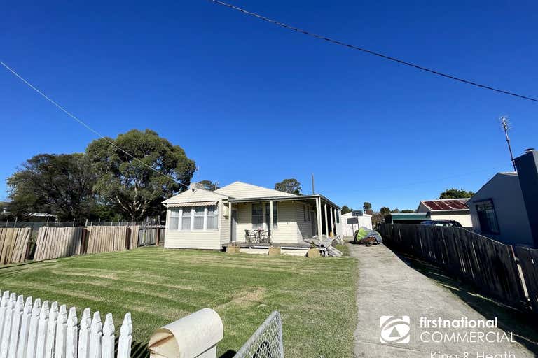 121 Macleod Street Bairnsdale VIC 3875 - Image 3