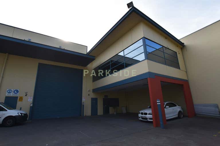 Unit 2, 7 Tarlington Place Smithfield NSW 2164 - Image 1