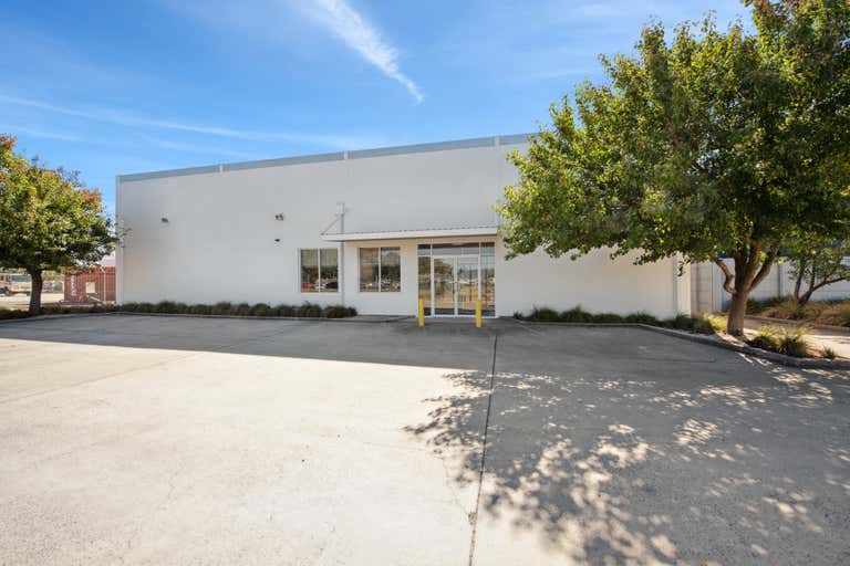 2/71 Midland Highway Epsom VIC 3551 - Image 1