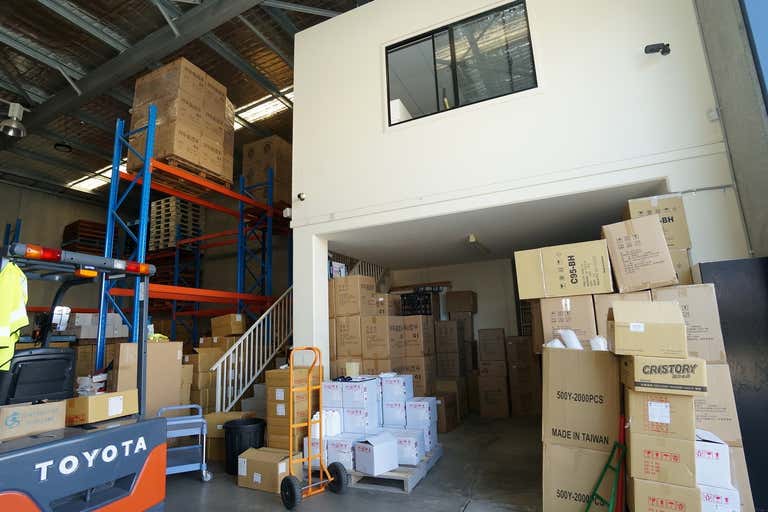 Modern Industrial Warehouse and Office Space for Lease - Lansvale, 16/252 Hume Highway Lansvale NSW 2166 - Image 3