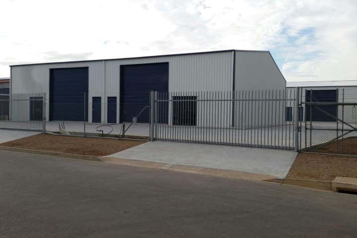 Unit 4, 21 Farrow Circuit Seaford SA 5169 - Image 1