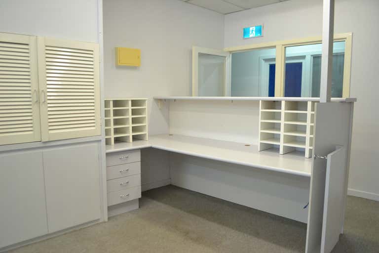 Suite 14, 119 Camooweal Street Mount Isa QLD 4825 - Image 1