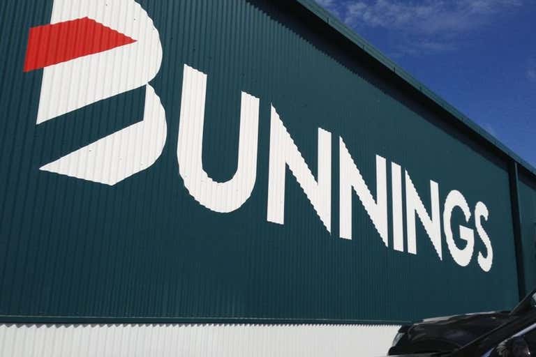 Bunnings, 48 Macarthur Street Sale VIC 3850 - Image 1