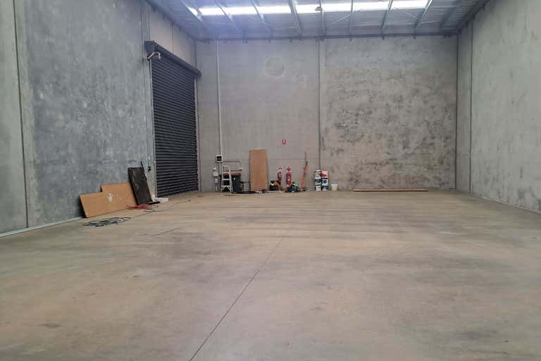 6/32 Saleyards Road Kyneton VIC 3444 - Image 3