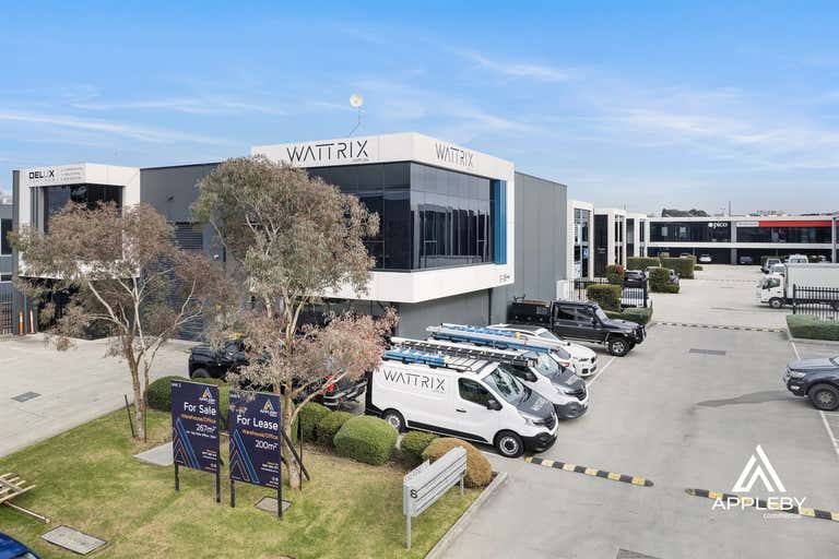 2/8 Kearney Street Bayswater VIC 3153 - Image 2