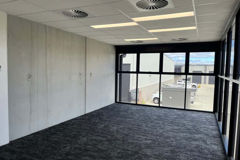 Unit  11, 25 Val Reid Crescent Hume ACT 2620 - Image 3