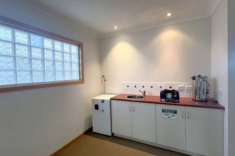 1/284 Bellerine Street South Geelong VIC 3220 - Image 4