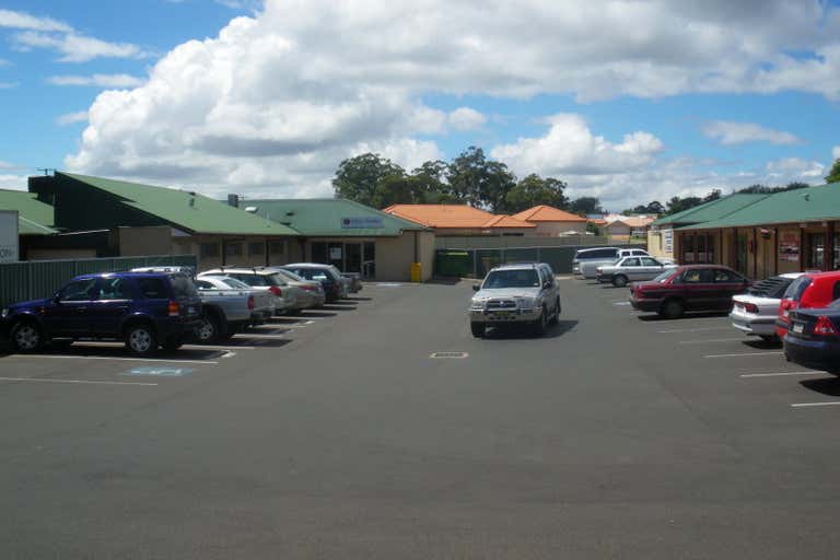 Middle Ridge Village, Shop 10, 156 - 158 Spring Street Middle Ridge QLD 4350 - Image 2