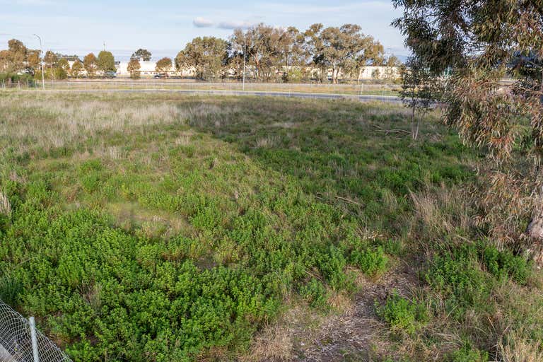 221 Fallon Street Albury NSW 2640 - Image 2