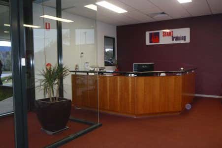 Unit 1, 114 Merrindale Drive Croydon South VIC 3136 - Image 4