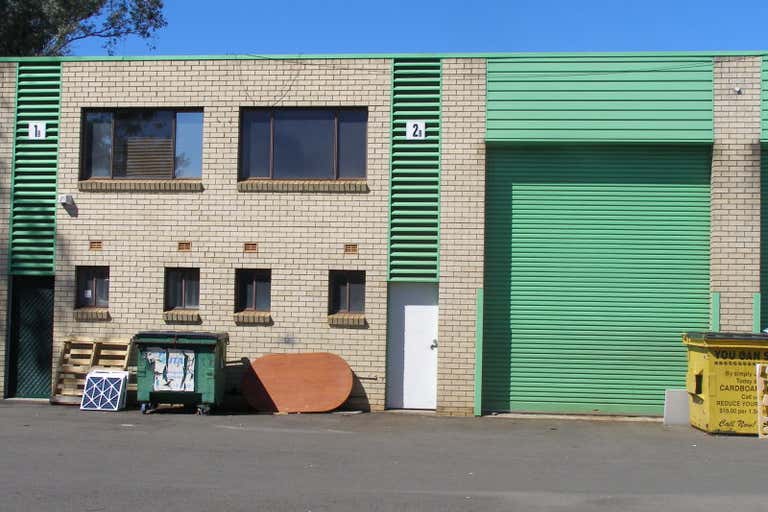 Unit 2b, 4 Louise Avenue Ingleburn NSW 2565 - Image 1