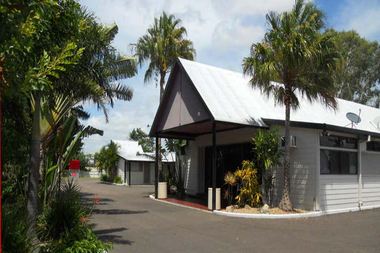 Townsville Palms Lodge, 10 Peel Garbutt QLD 4814 - Image 2