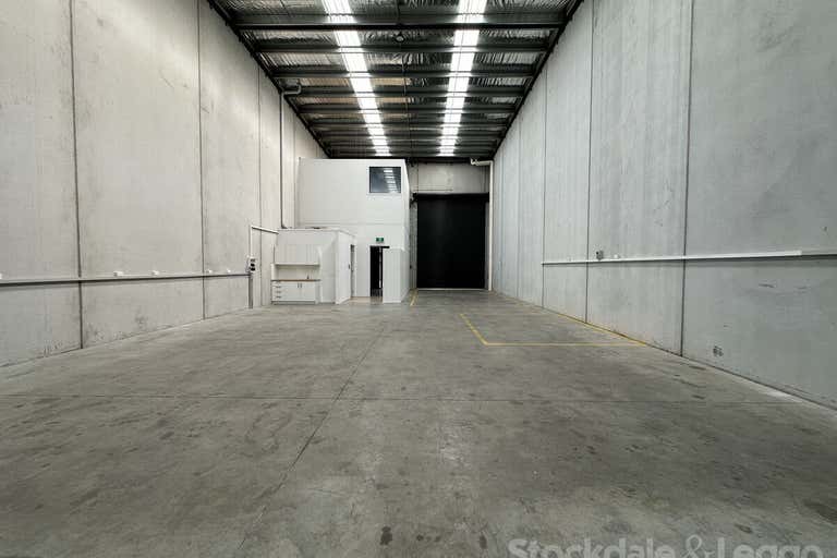 2/27 Industrial Circuit Cranbourne West VIC 3977 - Image 4