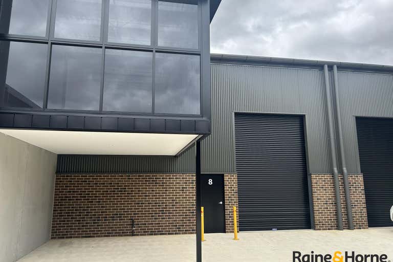 8/25 Val Reid Crescent Hume ACT 2620 - Image 1