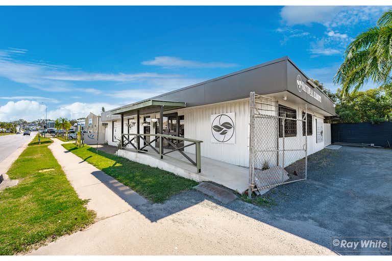 1-3 Charles Street Yeppoon QLD 4703 - Image 2