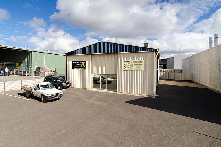 Sold Industrial Warehouse Property at 41 Secker Road Mount