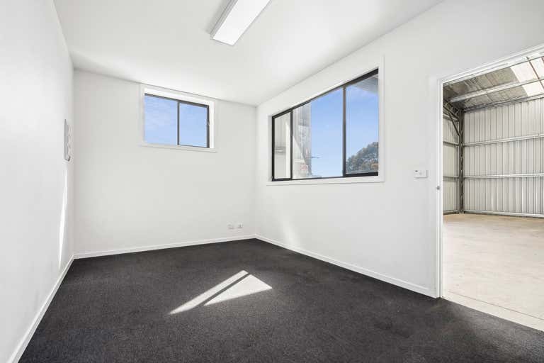 2/8-10 Lillian Street North Geelong VIC 3215 - Image 2