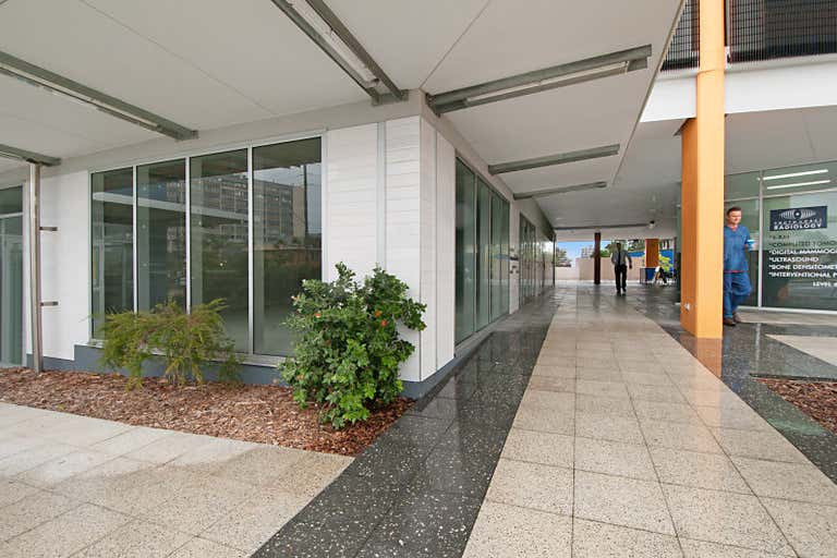 Suite 4, 39 White Street Southport QLD 4215 - Image 1