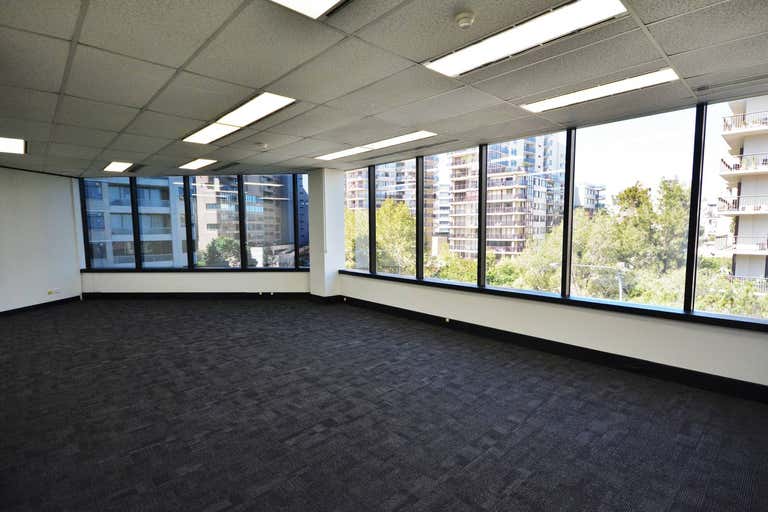 Suite 403, 3 Waverley Street Bondi Junction NSW 2022 - Image 4