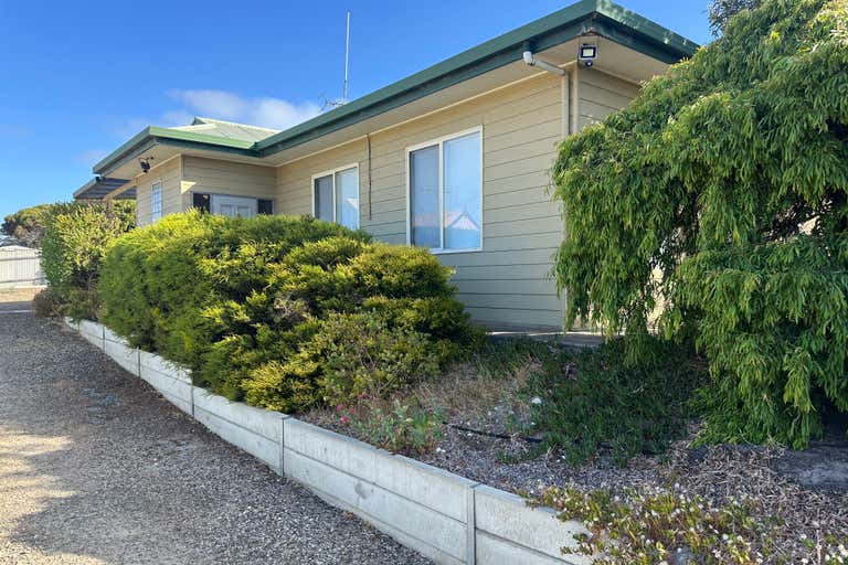 13 Osmond Street Kingscote SA 5223 - Image 2