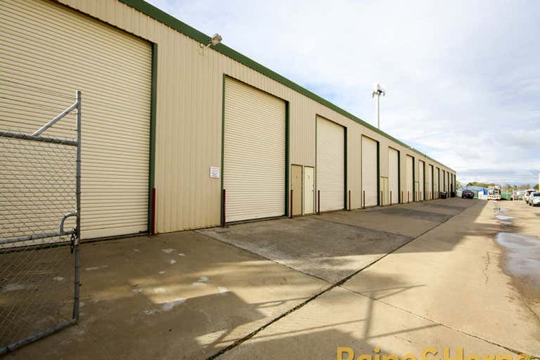 35 Douglas Mawson Rd Dubbo NSW 2830 - Image 4