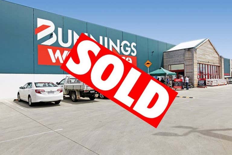 BUNNINGS WAREHOUSE TORQUAY, Corner Surf Coast Highway & Beacons Boulevard Torquay VIC 3228 - Image 1