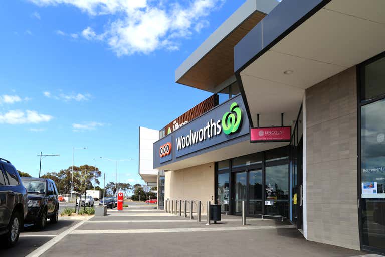 The Village Warralily, 770 Barwon Heads Road Cnr of 3-33 Central Boulevard Armstrong Creek VIC 3217 - Image 2