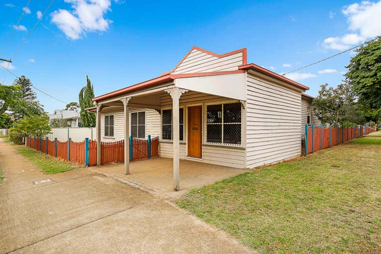 236 Bridge Street Newtown QLD 4350 - Image 2